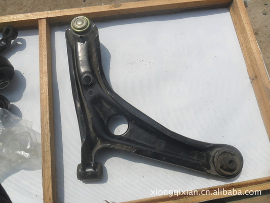 Iron Auto Replacement Parts For Suspension Aluminum Control Arm For Jeep Cherokee 2014-2018 OEM 4668993AB 4668994AB